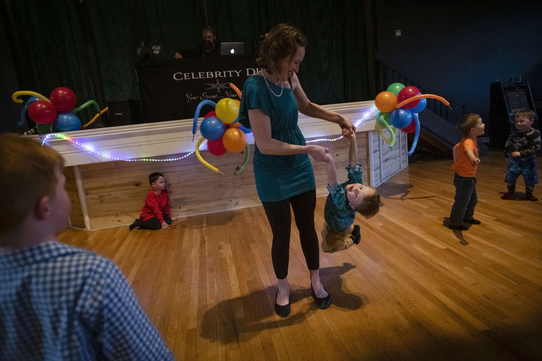 040222-news-dance party 15.jpg